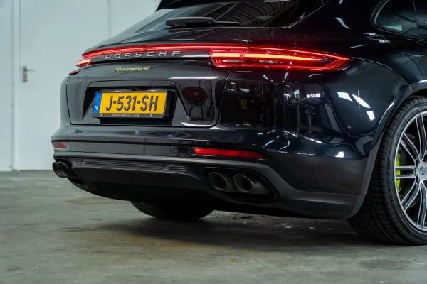 Foto 5 van fotogallerij Porsche Panamera Sport Turismo E-hybrid uit 2019