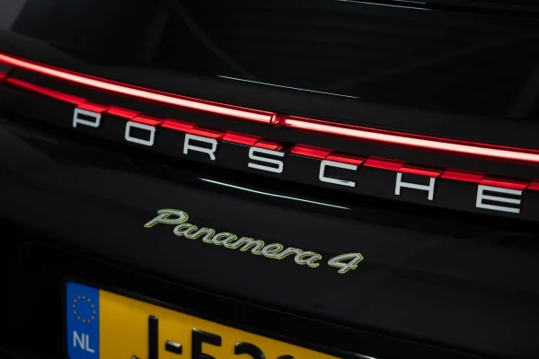 Foto 9 van fotogallerij Porsche Panamera Sport Turismo E-hybrid uit 2019