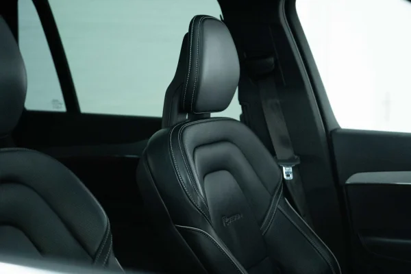 Foto 24 van fotogallerij Volvo XC90 T6 AWD R-Design uit 2018