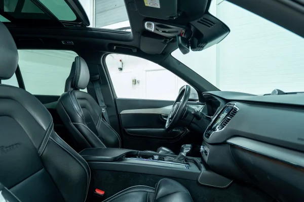 Foto 22 van fotogallerij Volvo XC90 T6 AWD R-Design uit 2018