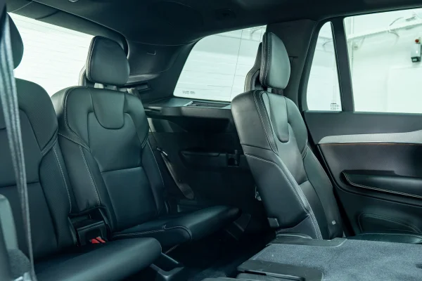 Foto 26 van fotogallerij Volvo XC90 T6 AWD R-Design uit 2018