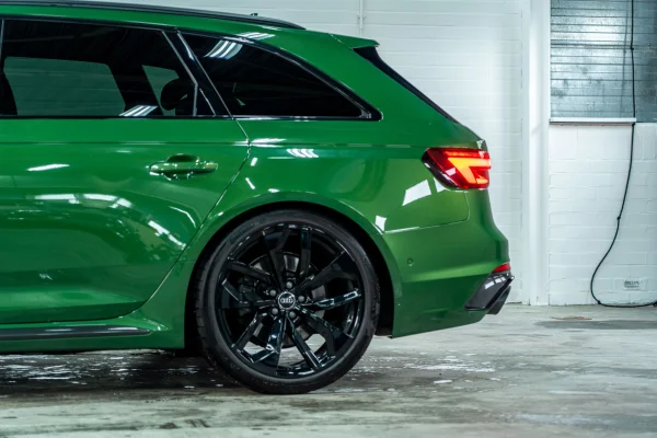 Foto 16 van fotogallerij Audi RS4 Avant uit 2018