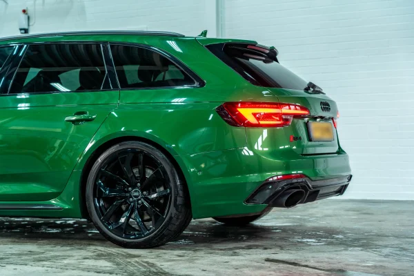 Foto 8 van fotogallerij Audi RS4 Avant uit 2018