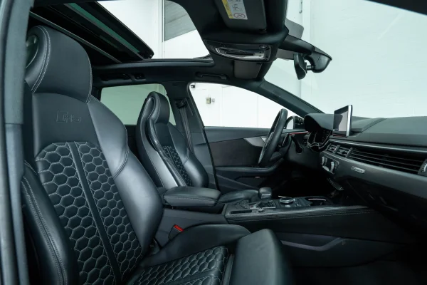 Foto 26 van fotogallerij Audi RS4 Avant uit 2018