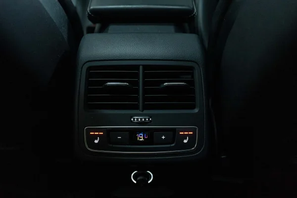 Foto 41 van fotogallerij Audi RS4 Avant uit 2018