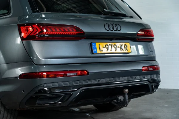 Foto 11 van fotogallerij Audi Q7 60 TFSI-e Quattro Competition uit 2020