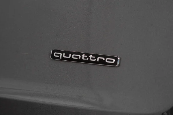 Foto 22 van fotogallerij Audi Q7 60 TFSI-e Quattro Competition uit 2020