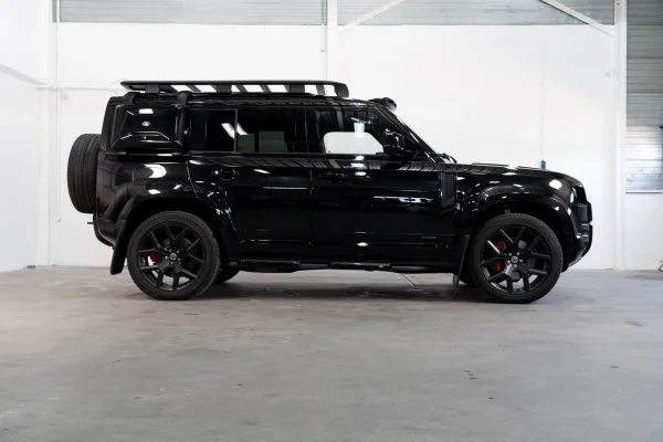 Foto 4 van fotogallerij Land Rover Defender P400e PHEV 110 X uit 2022