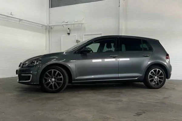 Foto 1 van fotogallerij Volkswagen e-Golf uit 2017