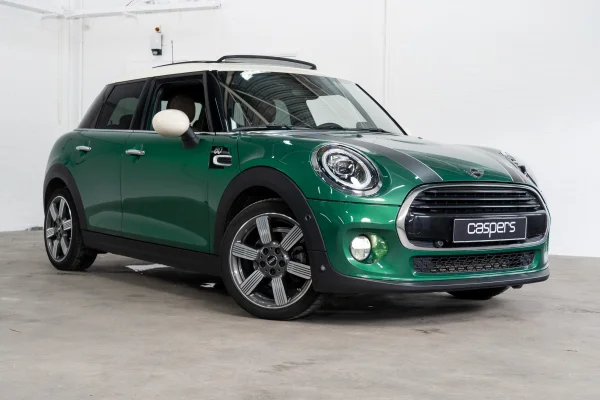 Foto 2 van fotogallerij MINI Cooper 1.5 60 Years Edition uit 2019