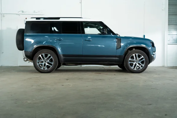 Foto 4 van fotogallerij Land Rover Defender D250 Commercial uit 2021