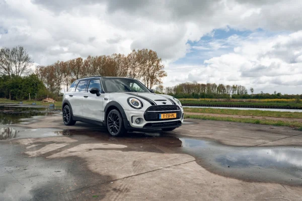 Foto 3 van fotogallerij MINI Clubman 2.0 Cooper S Yours uit 2022