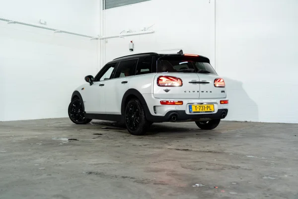 Foto 51 van fotogallerij MINI Clubman 2.0 Cooper S Yours 6-drs stationwagen uit 2022