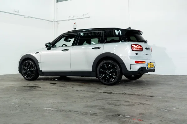 Foto 46 van fotogallerij MINI Clubman 2.0 Cooper S Yours 6-drs stationwagen uit 2022