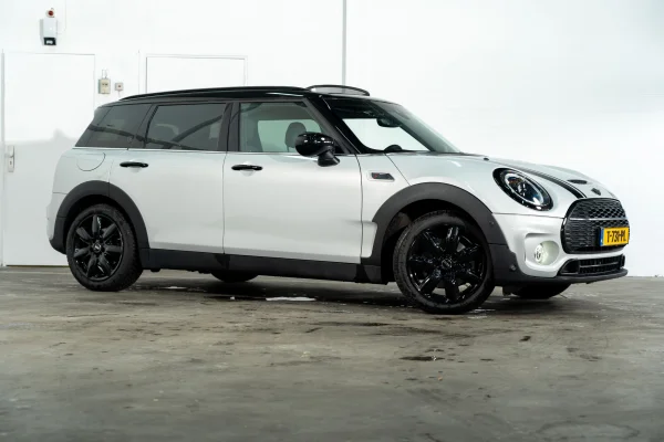 Foto 45 van fotogallerij MINI Clubman 2.0 Cooper S Yours 6-drs stationwagen uit 2022