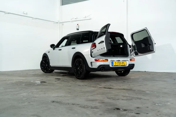 Foto 6 van fotogallerij MINI Clubman 2.0 Cooper S Yours 6-drs stationwagen uit 2022