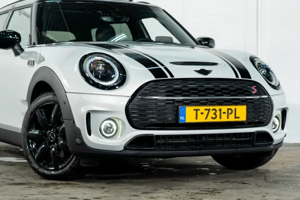 Foto 55 van fotogallerij MINI Clubman 2.0 Cooper S Yours 6-drs stationwagen uit 2022