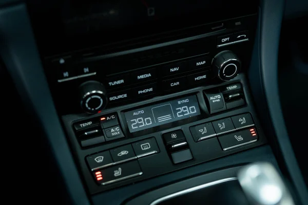 Foto 87 van fotogallerij Porsche 991.2 Targa 4S Exclusive Design Edition uit 2017