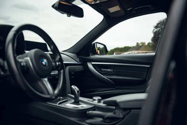Foto 62 van fotogallerij BMW 320i Touring F31 M Sport LCI uit 2018