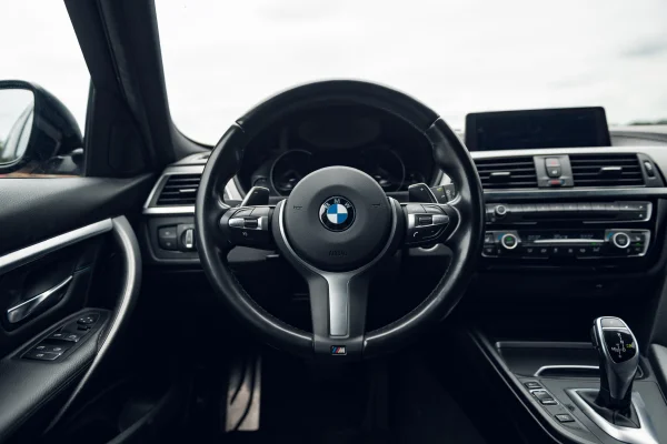 Foto 64 van fotogallerij BMW 320i Touring F31 M Sport LCI uit 2018