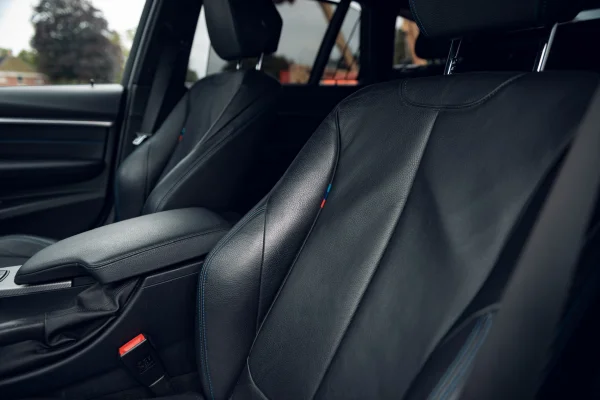 Foto 66 van fotogallerij BMW 320i Touring F31 M Sport LCI uit 2018