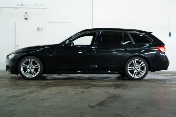 Foto 14 van fotogallerij BMW 320i Touring F31 M Sport LCI uit 2018