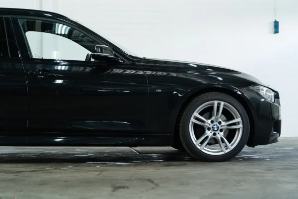 Foto 21 van fotogallerij BMW 320i Touring F31 M Sport LCI uit 2018