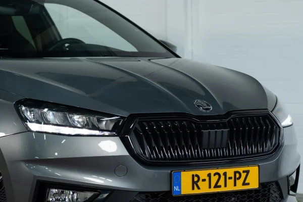 Foto 10 van fotogallerij Skoda Fabia 1.0 TSI Monte Carlo 'Sport' uit 2022