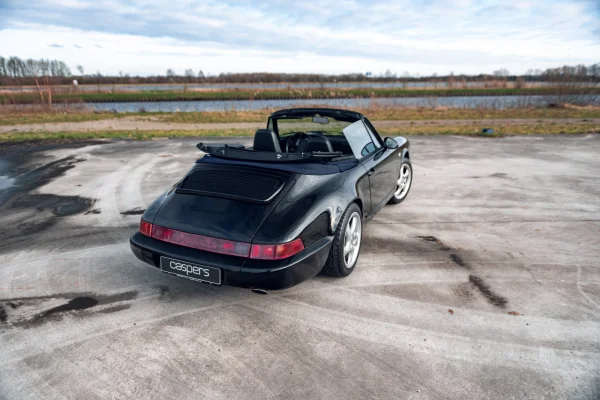 Foto 1 van fotogallerij Porsche 911 964 Carrera 4 uit 1990