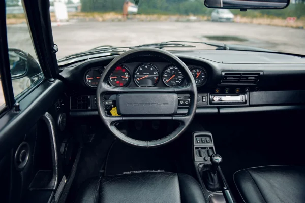 Foto 48 van fotogallerij Porsche 911 964 Carrera 4 uit 1990