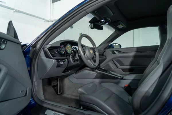 Foto 37 van fotogallerij Porsche 992 911 Carrera 4S uit 2019