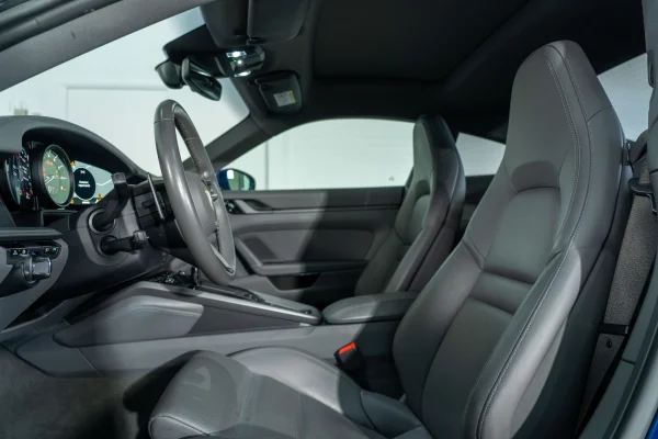 Foto 35 van fotogallerij Porsche 992 911 Carrera 4S uit 2019
