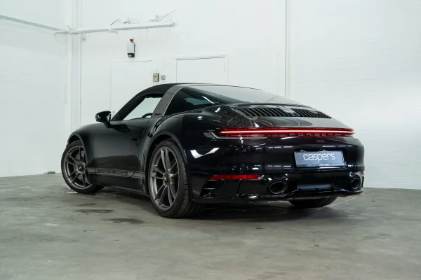 Foto 10 van fotogallerij Porsche 911 992 Targa 4 GTS Edition 50 Years Porsche Design uit 2022