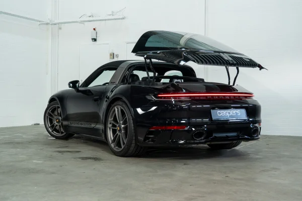 Foto 9 van fotogallerij Porsche 911 992 Targa 4 GTS Edition 50 Years Porsche Design uit 2022