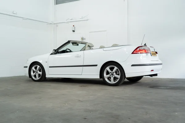 Foto 6 van fotogallerij Saab 9-3 cabrio 2.0 T Vector uit 2007