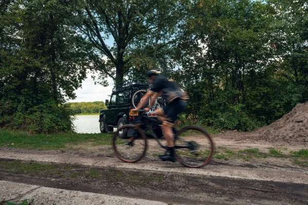 Foto 49 van fotogallerij Land Rover Defender 90 uit 2009