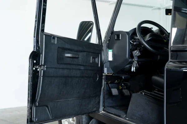 Foto 15 van fotogallerij Land Rover Defender 90 uit 2009