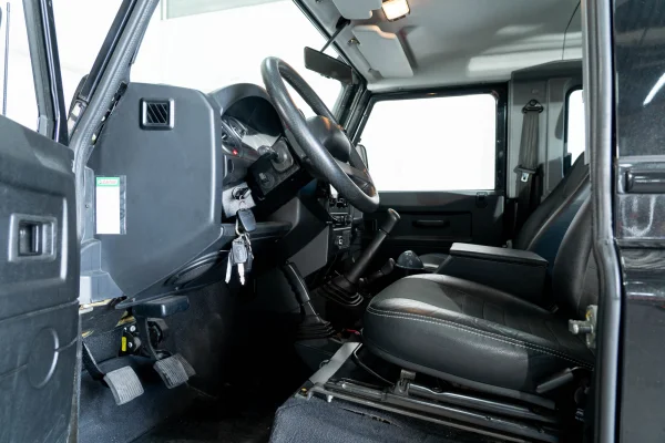 Foto 16 van fotogallerij Land Rover Defender 90 uit 2009