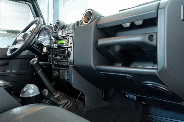 Foto 19 van fotogallerij Land Rover Defender 90 uit 2009