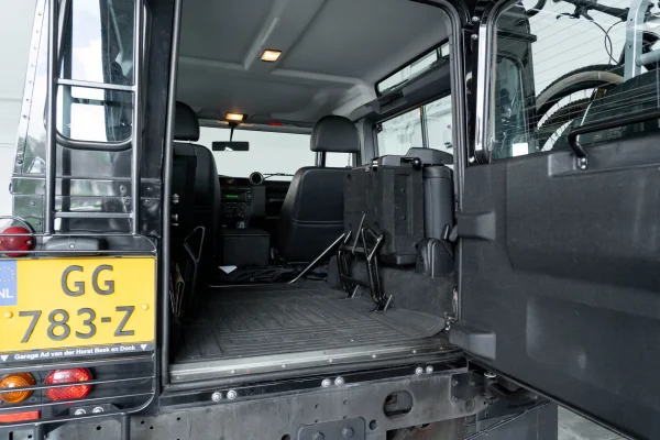 Foto 21 van fotogallerij Land Rover Defender 90 uit 2009