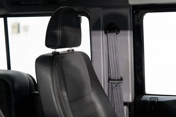 Foto 28 van fotogallerij Land Rover Defender 90 uit 2009