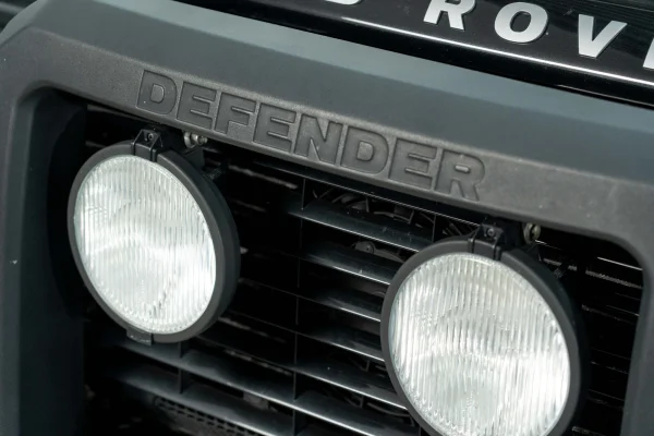 Foto 6 van fotogallerij Land Rover Defender 90 uit 2009