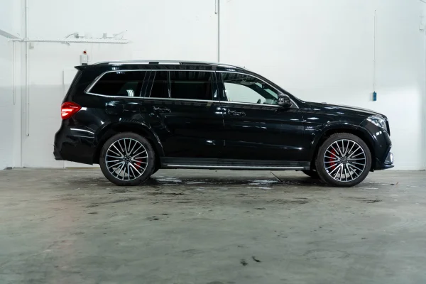Foto 4 van fotogallerij Mercedes-Benz GLS 63 AMG 4-Matic uit 2017