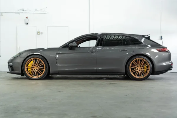 Foto 11 van fotogallerij Porsche Panamera Turbo S E-Hybrid uit 2018