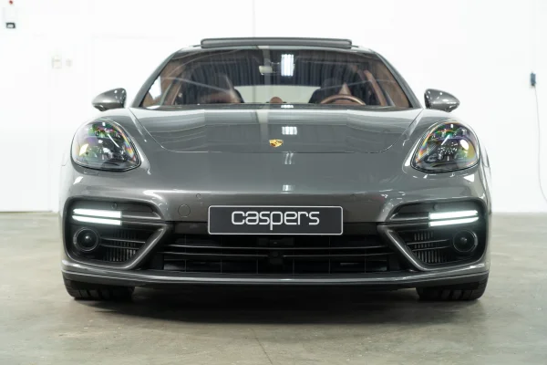 Foto 40 van fotogallerij Porsche Panamera Turbo S E-Hybrid uit 2018