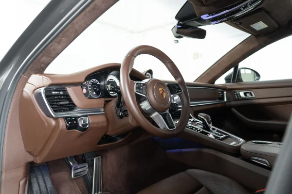 Foto 51 van fotogallerij Porsche Panamera Turbo S E-Hybrid uit 2018