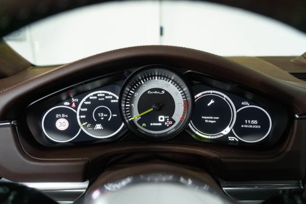 Foto 54 van fotogallerij Porsche Panamera Turbo S E-Hybrid uit 2018