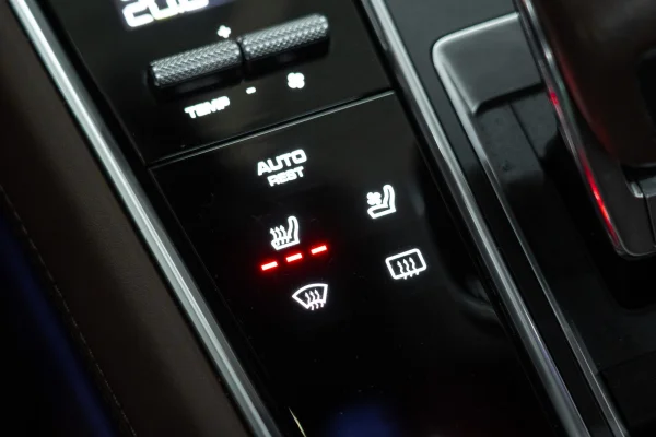 Foto 56 van fotogallerij Porsche Panamera Turbo S E-Hybrid uit 2018
