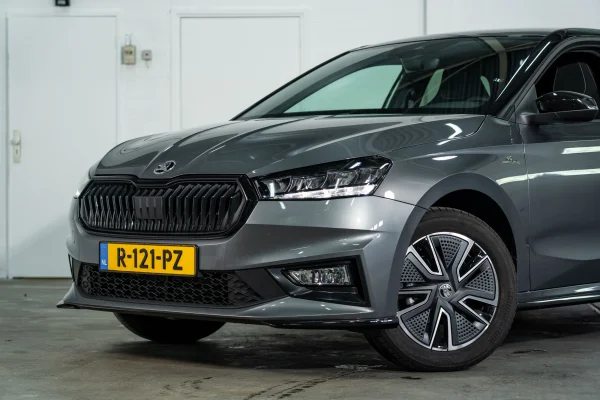 Foto 2 van fotogallerij Skoda Fabia 1.0 TSI Monte Carlo 'Sport' uit 2022