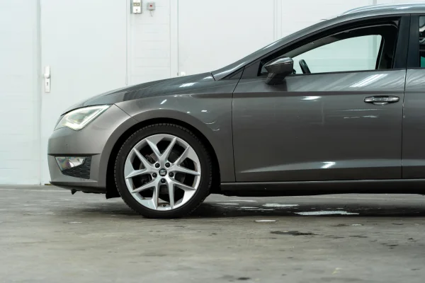 Foto 8 van fotogallerij Seat Leon ST 1.4 TSI ACT FR uit 2015